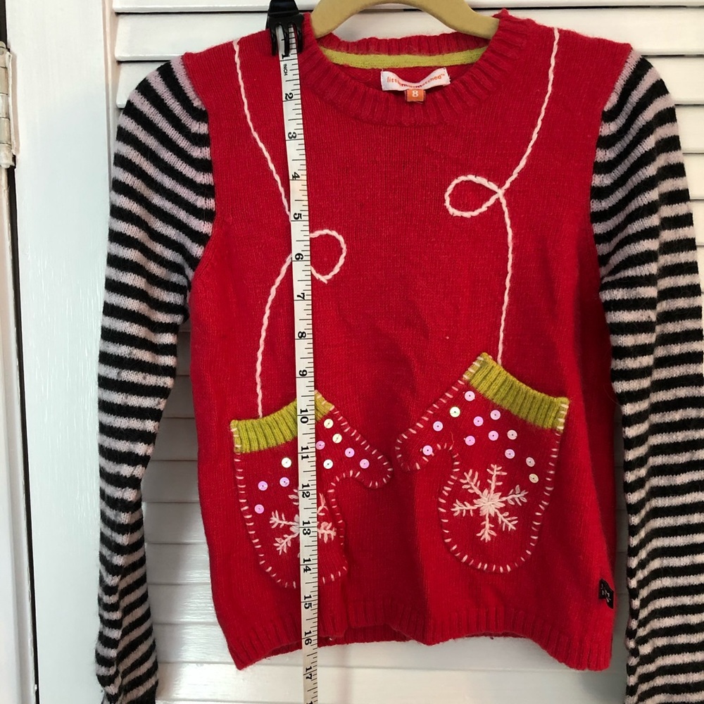 Girl’s size 8 holiday sweater